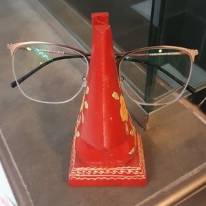 Hand painted pier 1 glasses holder